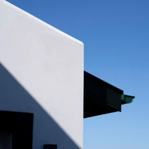Complète transformation d'une maison, avec agrandissement et surélévation – réalisation Castors Basques au Pays Basque