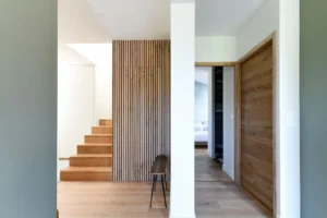 Complète transformation d'une maison, avec agrandissement et surélévation – réalisation Castors Basques au Pays Basque