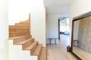 Complète transformation d'une maison, avec agrandissement et surélévation – réalisation Castors Basques au Pays Basque